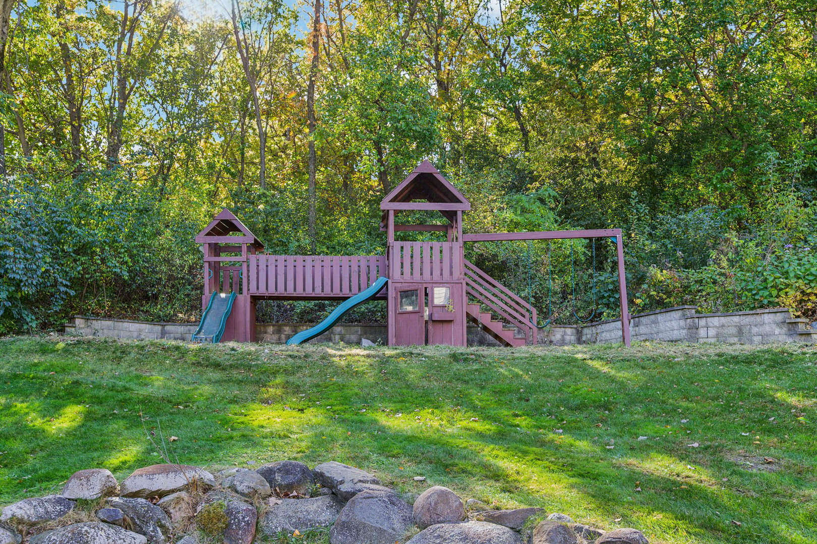 7205 Hawthorn Lane Spring Grove, IL 60081 - Photo 72 of 78 Gallery Image 72