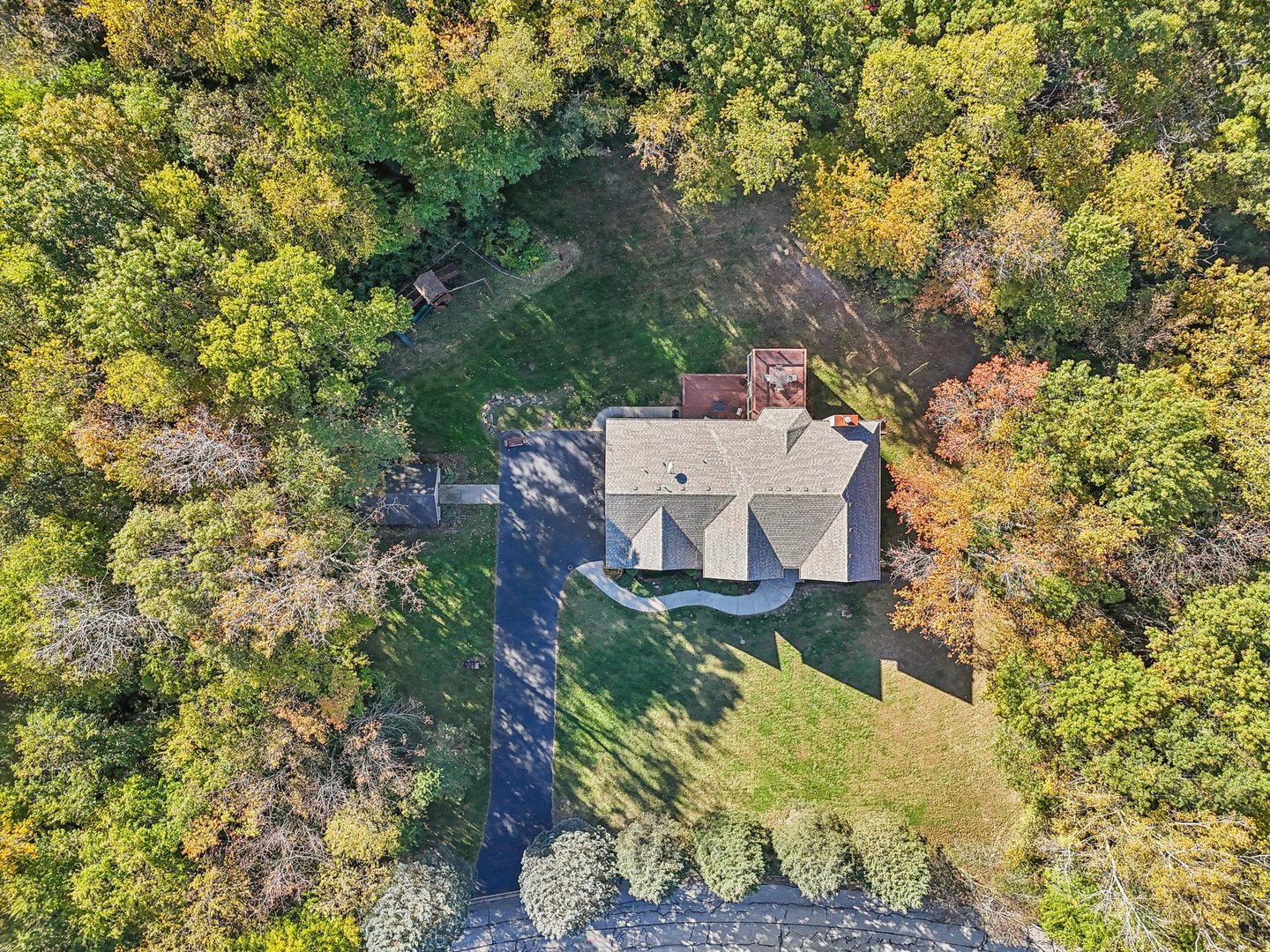7205 Hawthorn Lane Spring Grove, IL 60081 - Photo 9 of 78 Gallery Image 9