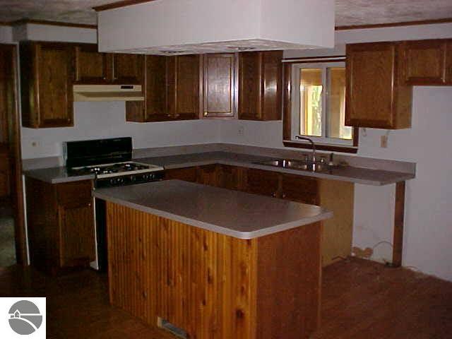 7636 Curtis Road Hale, MI 48739 - Photo 8 of 13 1751173-7.JPG