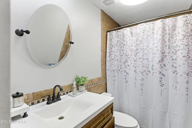 $449,900 | 2833 Ithaca Drive Northeast, Knoxville, TN 37918