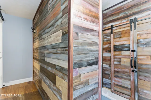 $449,900 | 2833 Ithaca Drive Northeast, Knoxville, TN 37918