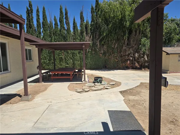 $1,600 | 7215 Lyons Avenue, Unit 2, Hesperia, CA 92345