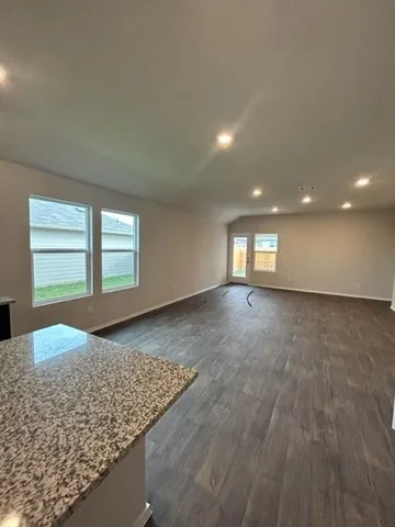 $1,900 | 224 Rough Holw Cove, San Marcos, TX 78666