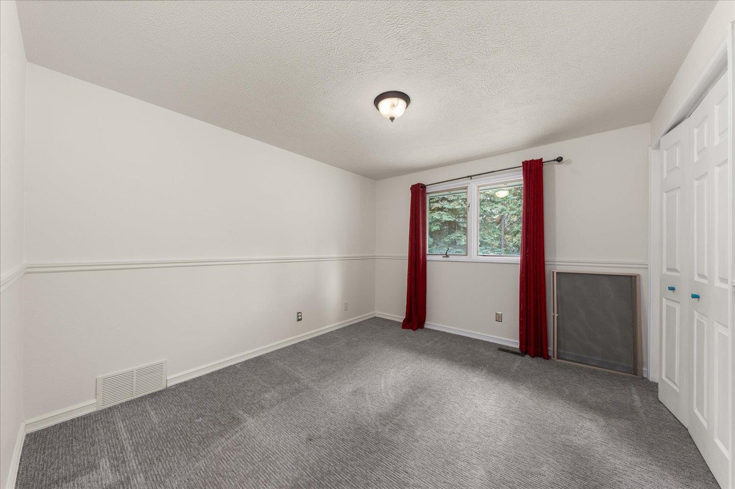27320 North Regal Road Chattaroy, WA 99003 - Photo 17 of 32 Gallery Image 17