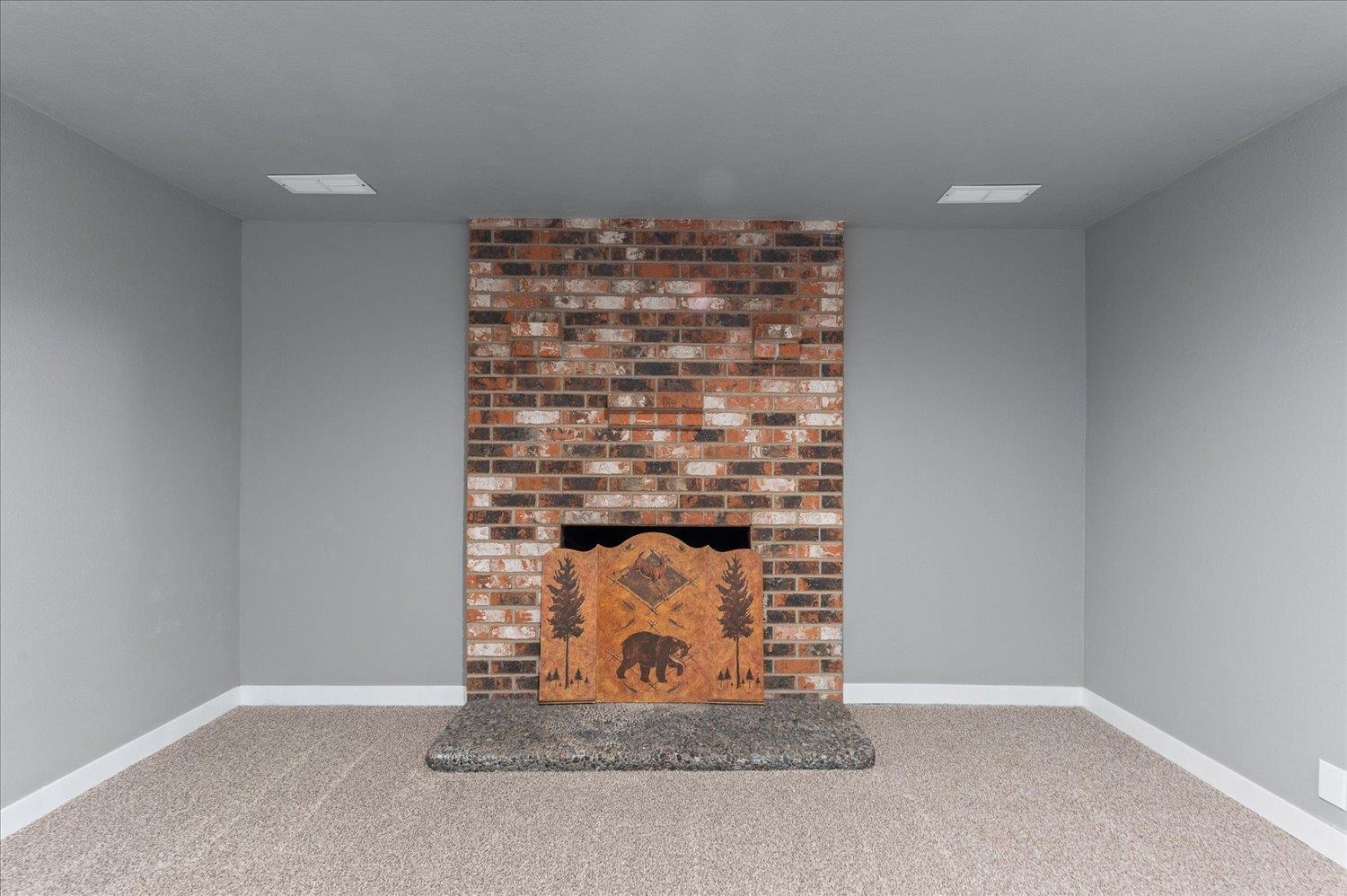 27320 North Regal Road Chattaroy, WA 99003 - Photo 21 of 32 Gallery Image 21