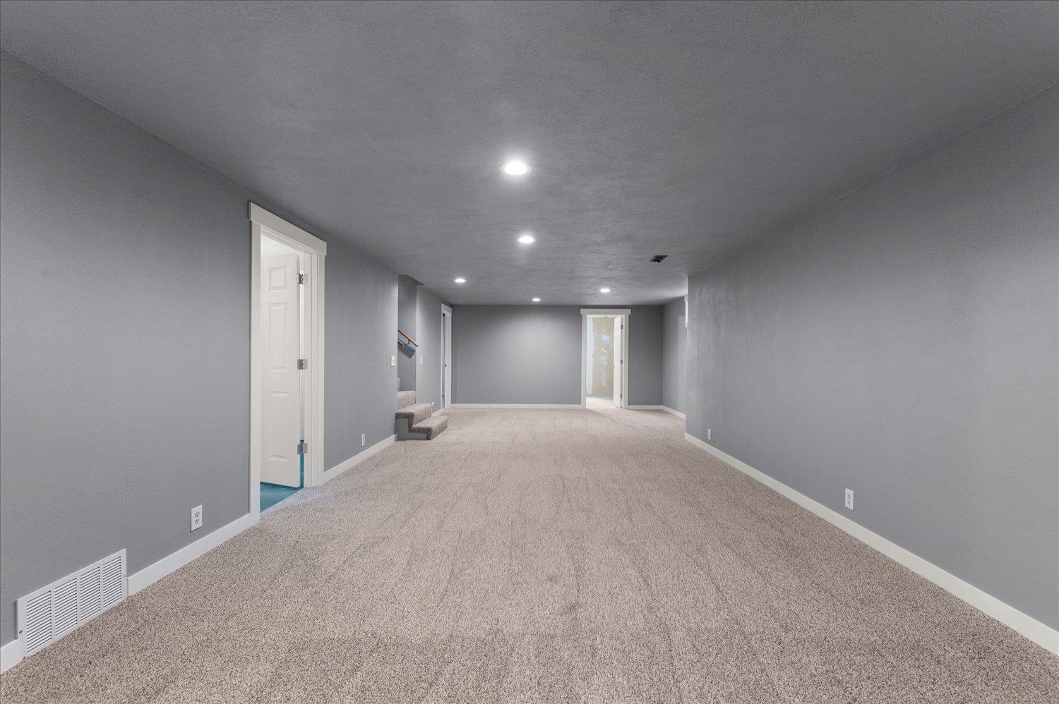 27320 North Regal Road Chattaroy, WA 99003 - Photo 22 of 32 Gallery Image 22
