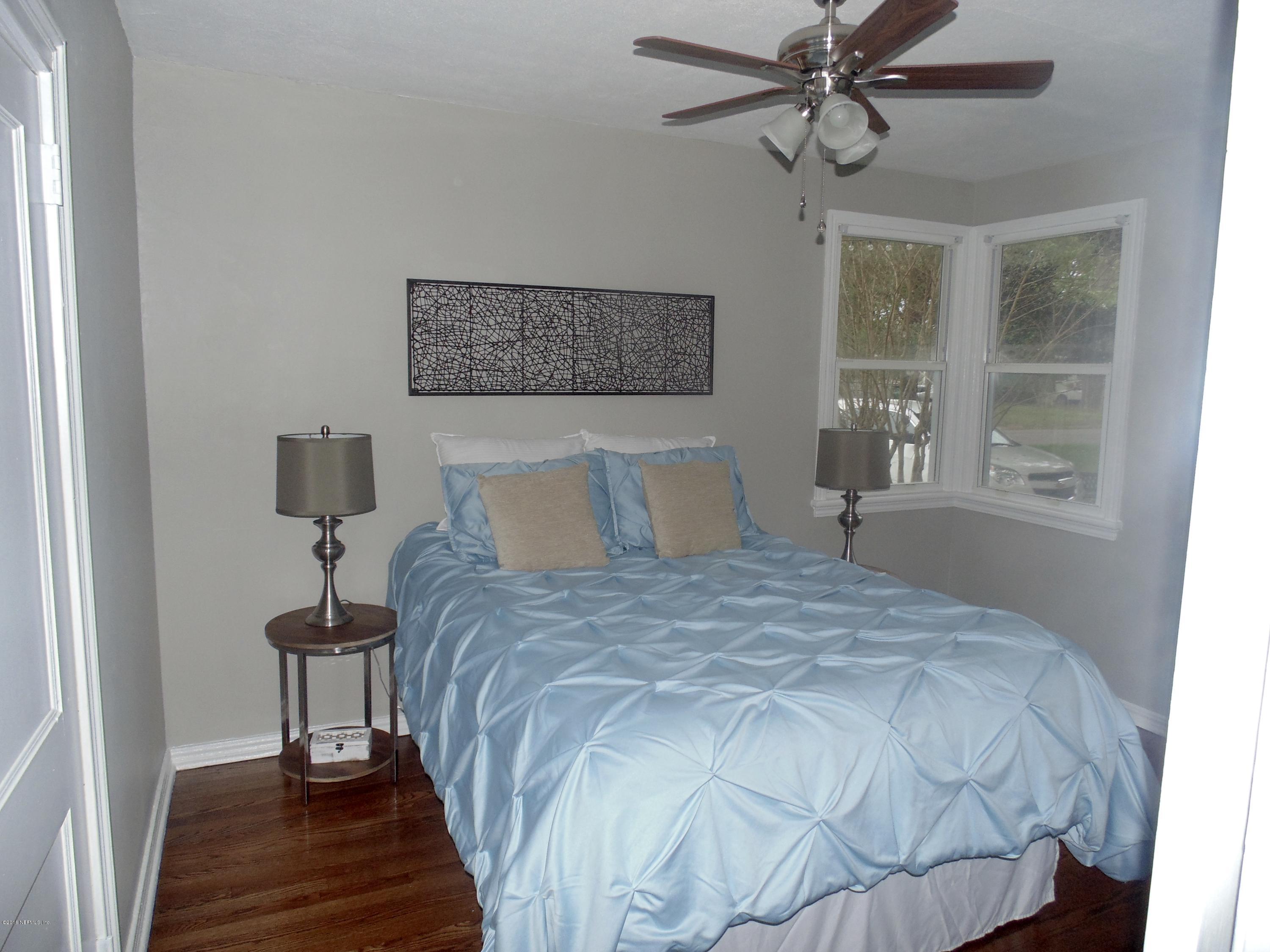1548 Charon Road Jacksonville, FL 32205 - Photo 8 of 10 DSC01767