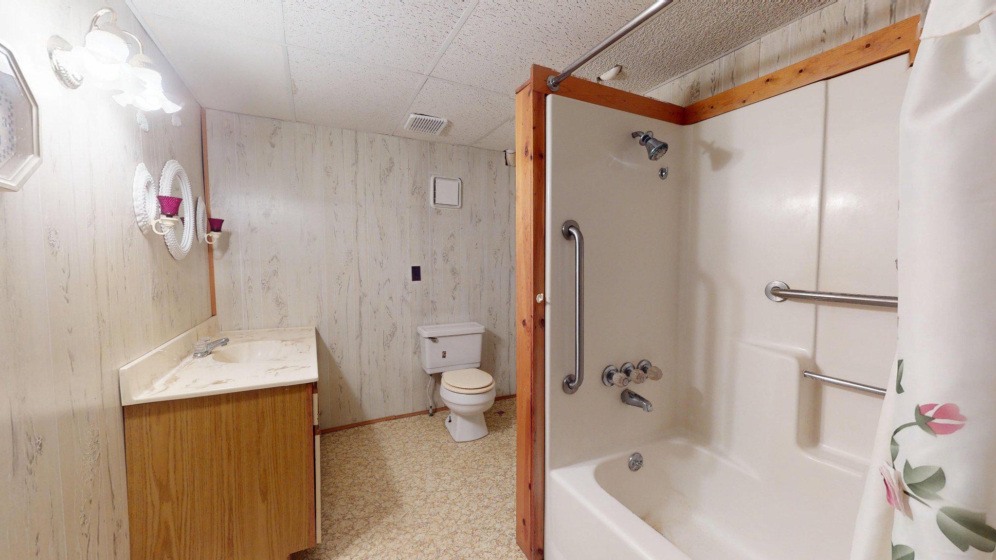 505 Big Ridge Road Lewistown, PA 17044 - Photo 18 of 31 Bathroom, lower level