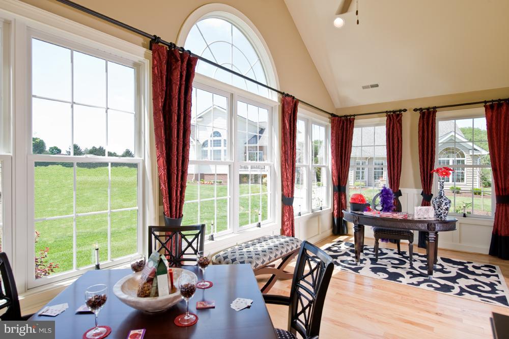1016 Freedom Street, Unit 175 Lititz, PA 17543 - Photo 3 of 6 Dining Room