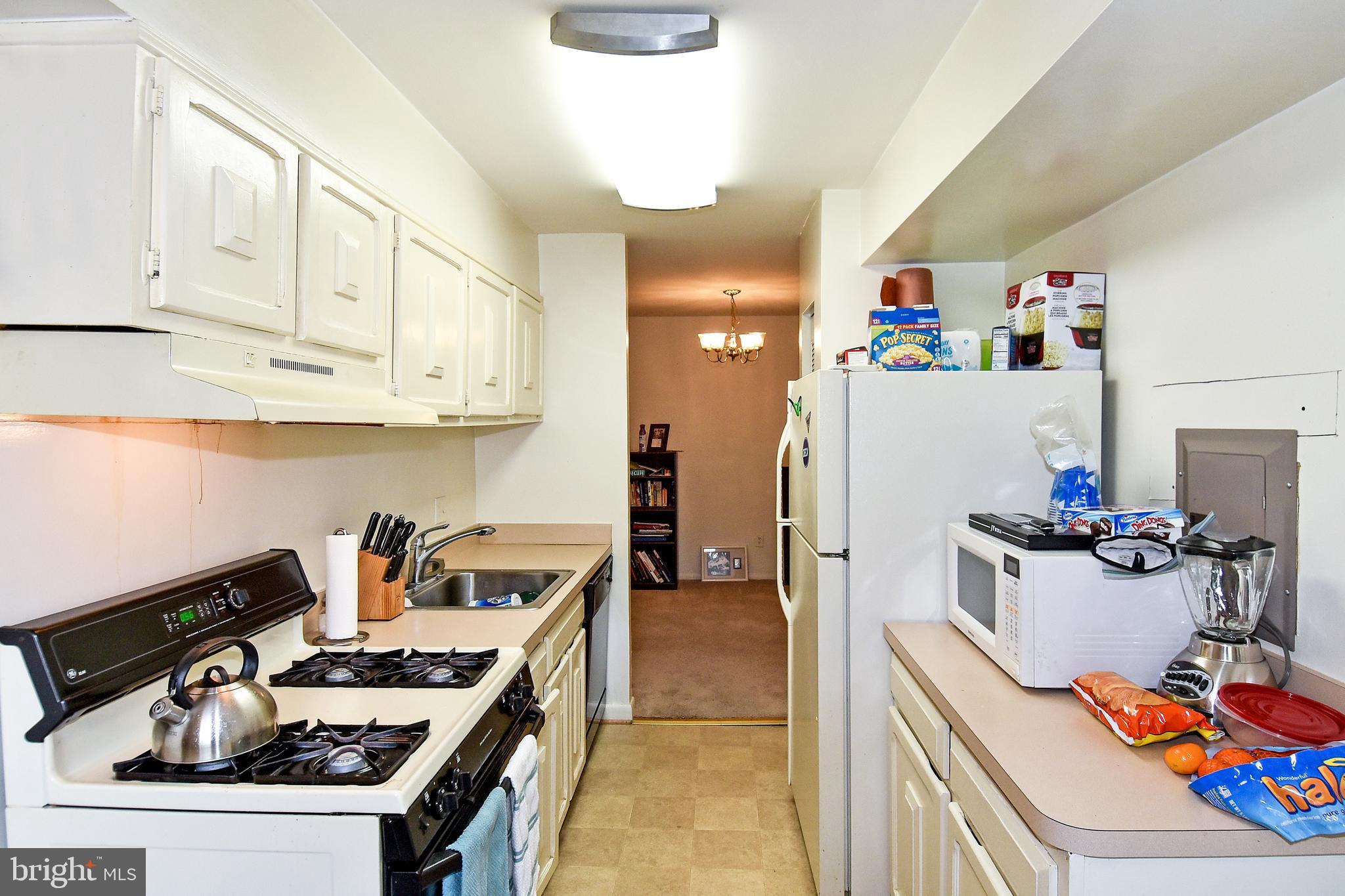 8310 Tobin Road, Unit 24 Annandale, VA 22003 - Photo 10 of 31 Gallery Image 10