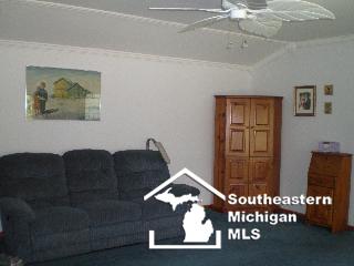 4951 School Road Petersburg, MI 49270 - Photo 8 of 18 Living Room
