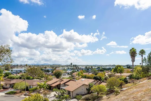 $675,000 | 1540 Highridge Drive, Oceanside, CA 92056