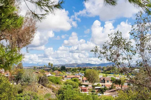 $675,000 | 1540 Highridge Drive, Oceanside, CA 92056