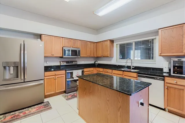 $710,000 | 2717 Avon River Drive, Valrico, FL 33596