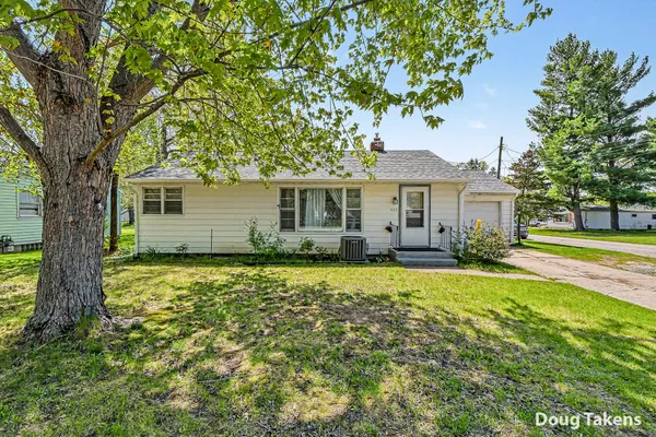 $204,900 | 527 West Ellis Street, Belding, MI 48809