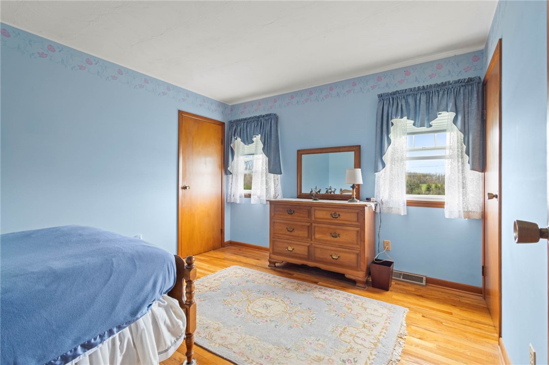 6798 Wescott Road Le Roy, NY 14143 - Photo 16 of 33 Bedroom #1