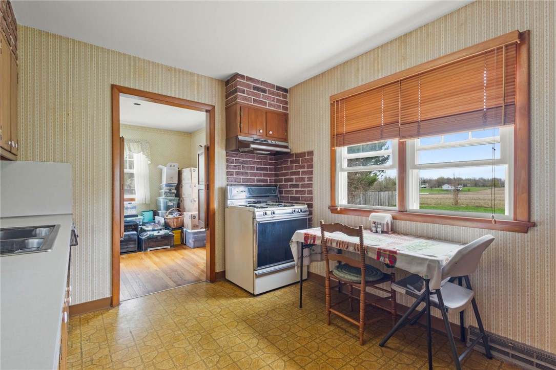 6798 Wescott Road Le Roy, NY 14143 - Photo 8 of 33