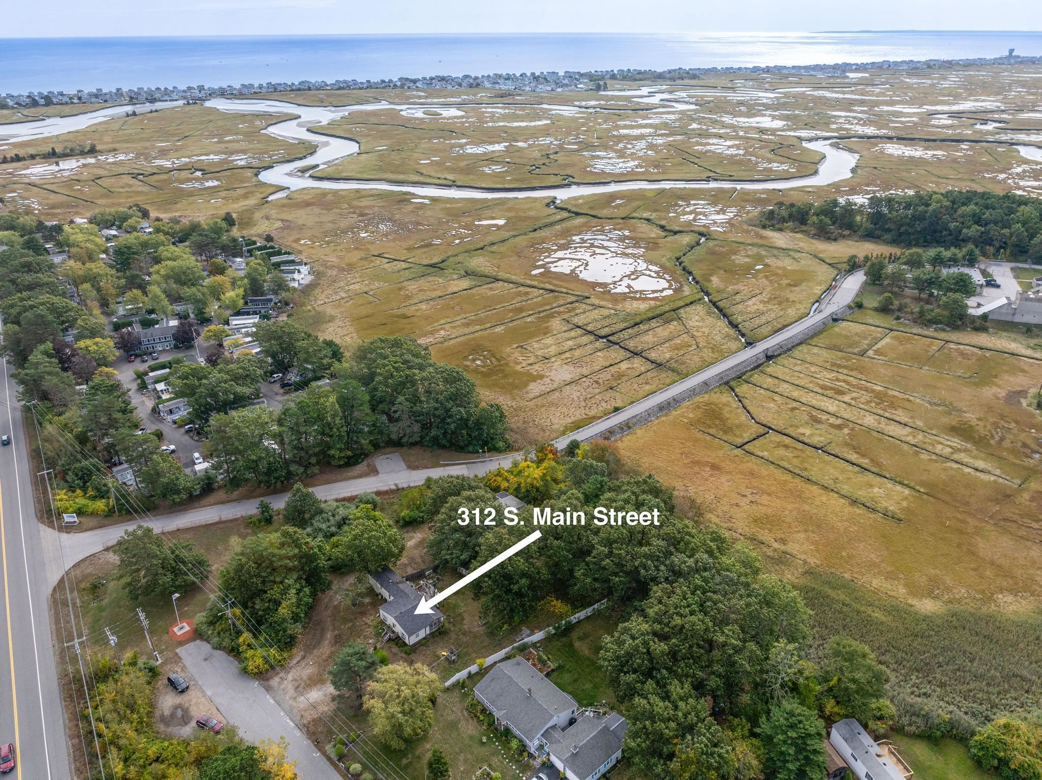 312 South Main Street Seabrook, NH 03874 - Photo 2 of 23