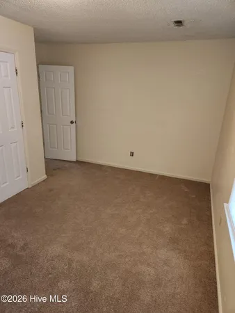 $1,100 | 477 Huntingridge Road, Unit B, Greenville, NC 27834