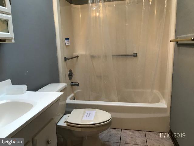 554 Kali Road Sicklerville, NJ 08081 - Photo 6 of 8 Bathroom 2