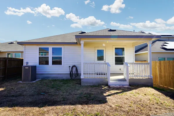 $1,575 | 815 Retama Pass, San Antonio, TX 78220