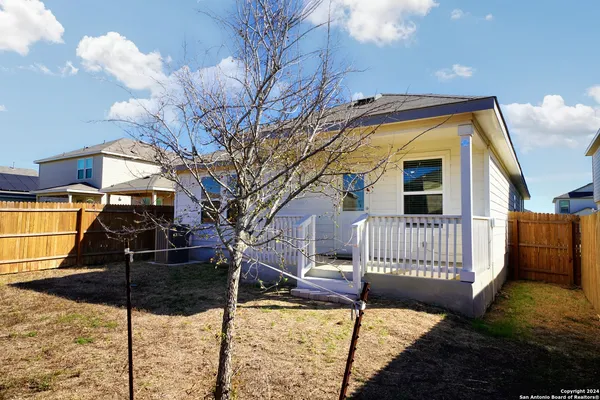 $1,575 | 815 Retama Pass, San Antonio, TX 78220