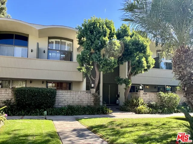 $5,750 | 13218 Fiji Way, Unit B, Marina del Rey, CA 90292