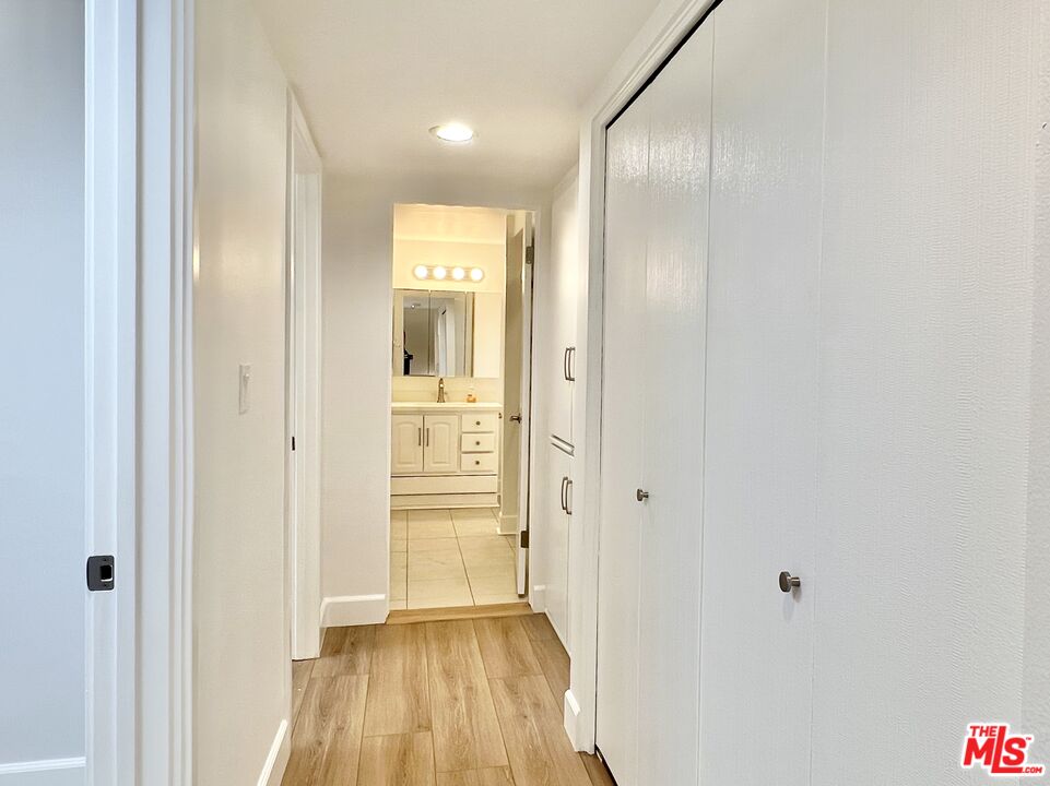 13218 Fiji Way, Unit B Marina del Rey, CA 90292 - Photo 39 of 63