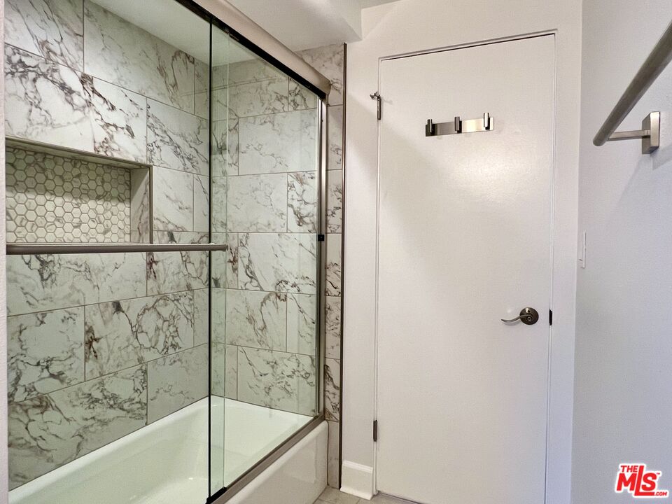 13218 Fiji Way, Unit B Marina del Rey, CA 90292 - Photo 41 of 63 a bathroom with a shower