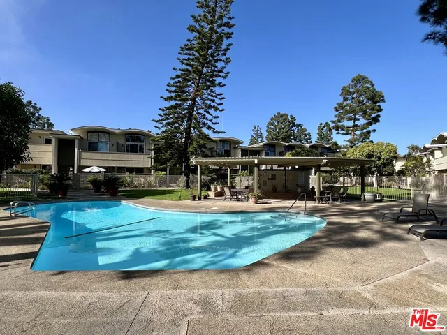 $5,750 | 13218 Fiji Way, Unit B, Marina del Rey, CA 90292