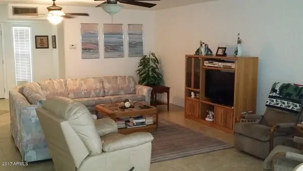 $3,000 | 18601 North Welk Drive, Sun City, AZ 85373