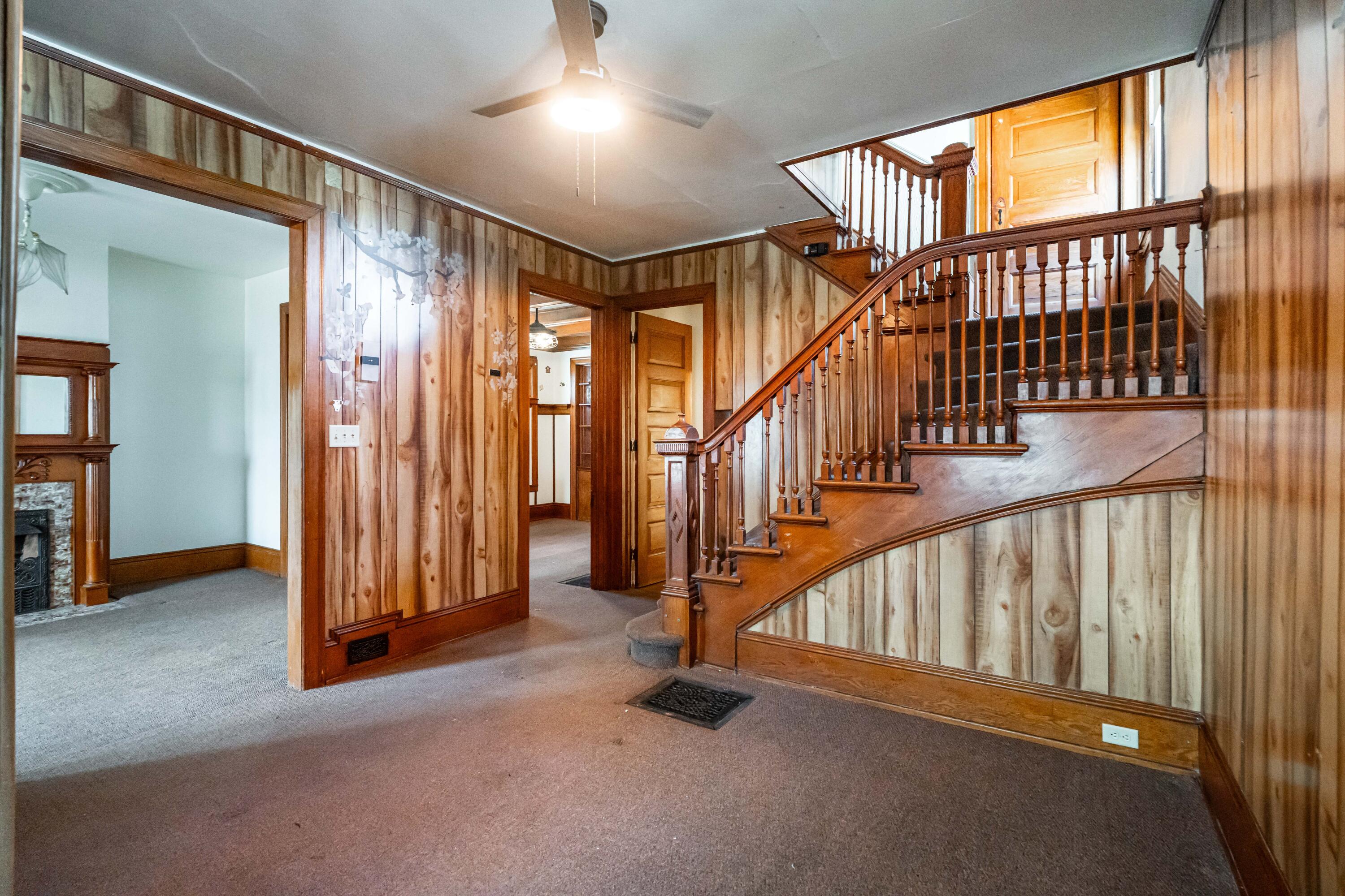 2043 North 28th Street Milwaukee, WI 53208 - Photo 16 of 42 DSC08120