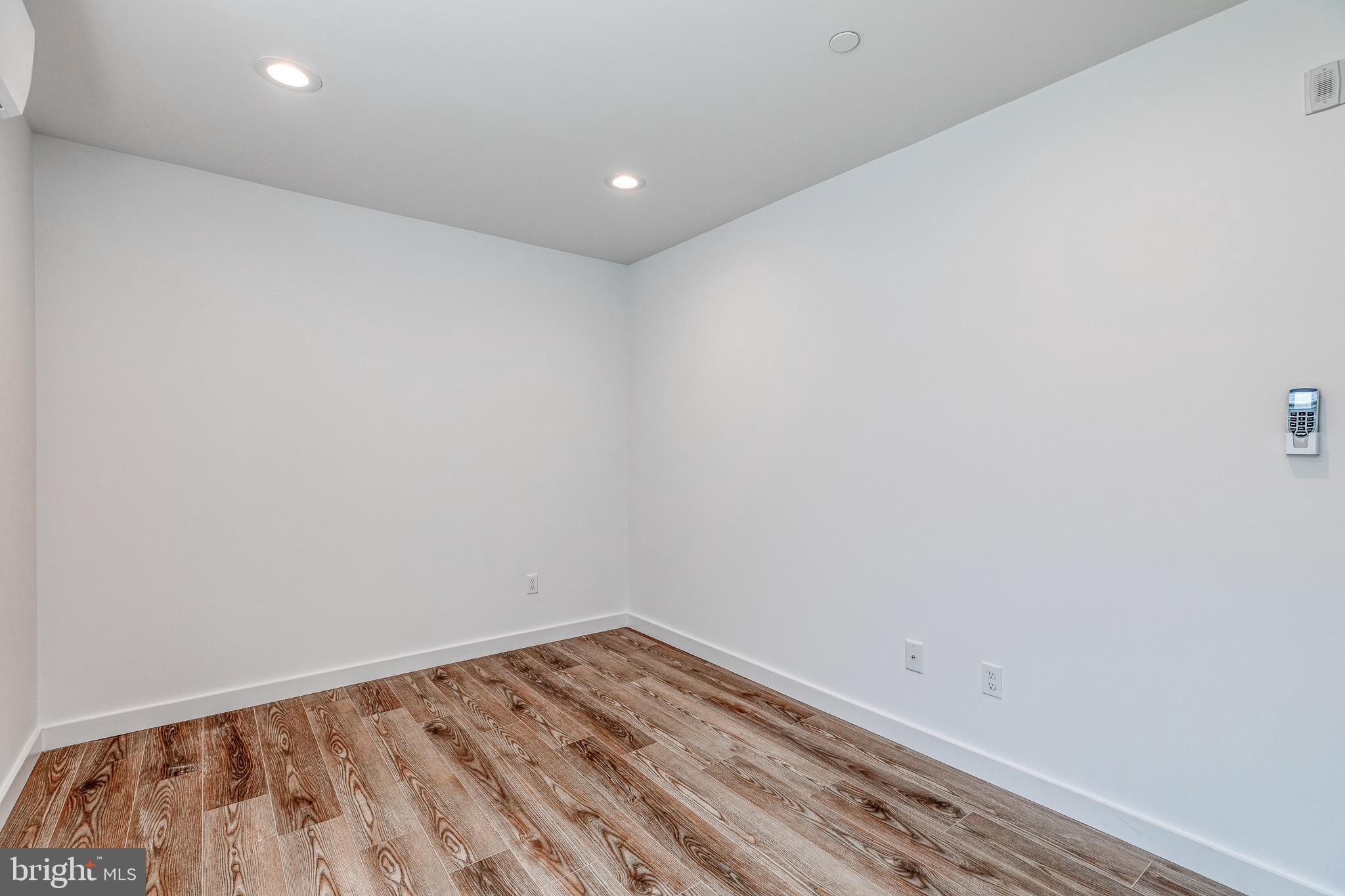 751 North 43rd Street, Unit 101 Philadelphia, PA 19104 - Photo 11 of 17