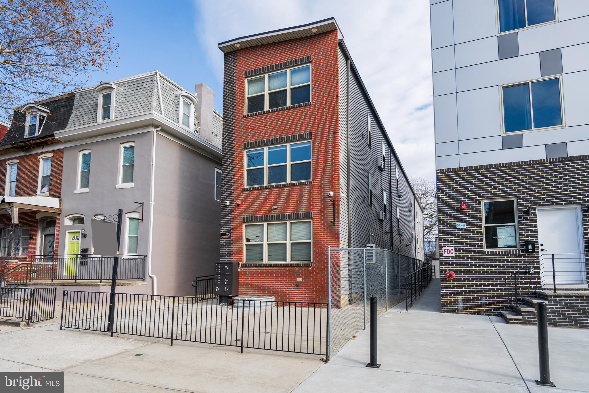 751 North 43rd Street, Unit 101 Philadelphia, PA 19104 - Photo 16 of 17