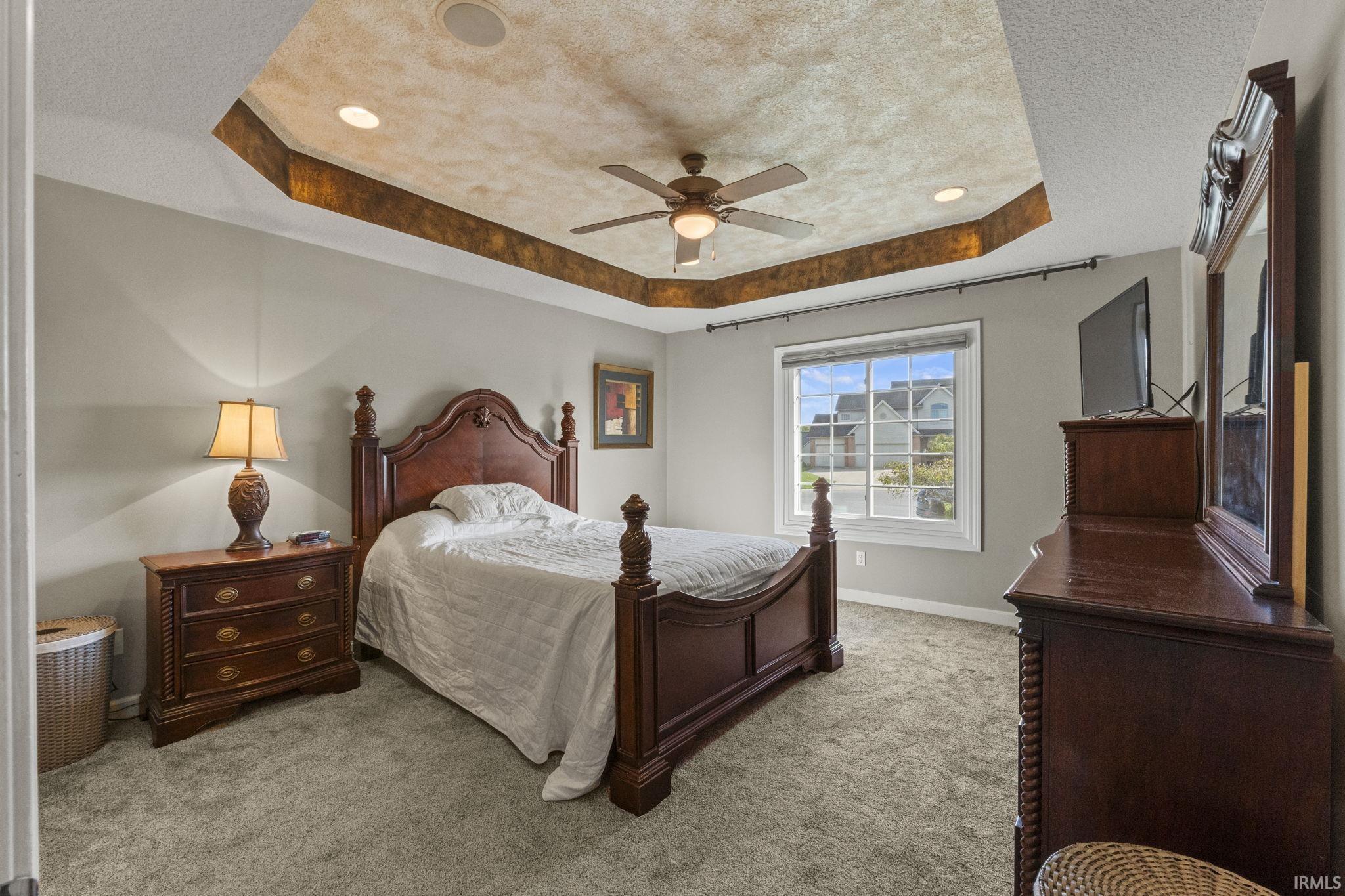 1034 Pointed Reef Way Fort Wayne, IN 46845 - Photo 12 of 32 Gallery Image 12