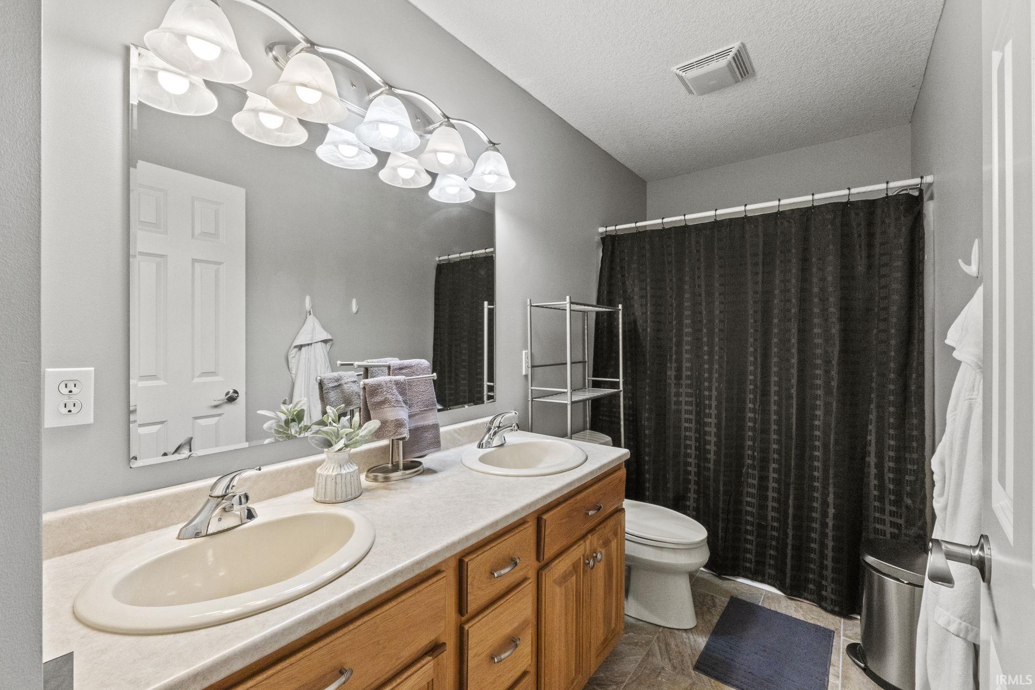 1034 Pointed Reef Way Fort Wayne, IN 46845 - Photo 17 of 32 Gallery Image 17