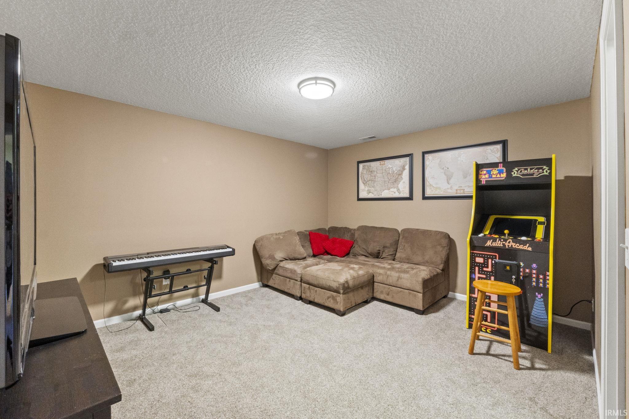 1034 Pointed Reef Way Fort Wayne, IN 46845 - Photo 21 of 32 Gallery Image 21