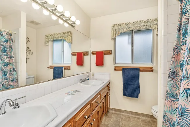 $899,900 | Undisclosed Address, Bakersfield, CA 93313