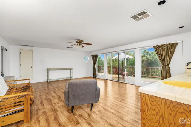 $899,900 | Undisclosed Address, Bakersfield, CA 93313