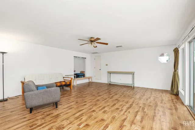 $899,900 | Undisclosed Address, Bakersfield, CA 93313