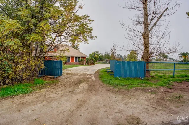 $899,900 | Undisclosed Address, Bakersfield, CA 93313