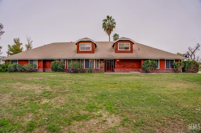 $899,900 | Undisclosed Address, Bakersfield, CA 93313