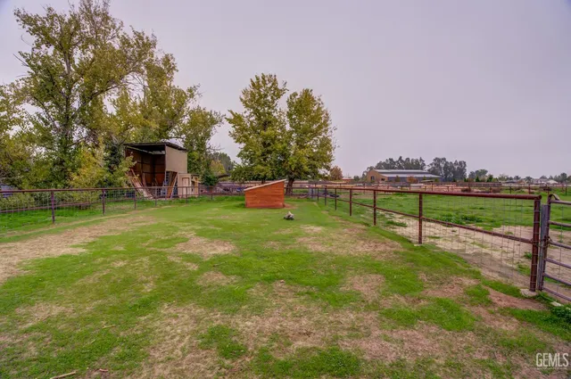 $899,900 | Undisclosed Address, Bakersfield, CA 93313