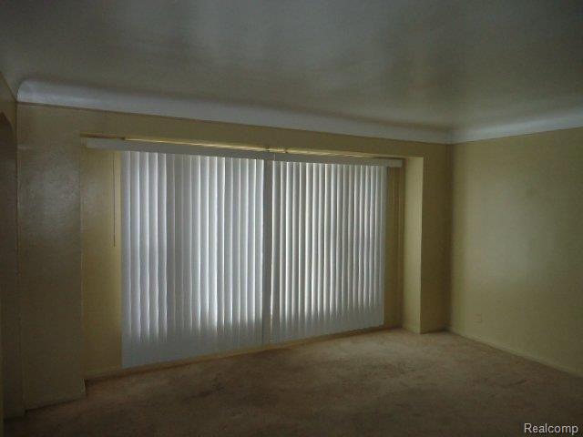 19711 Burt Road Detroit, MI 48219 - Photo 11 of 12 261-969152-Living Room 1-2.JPG