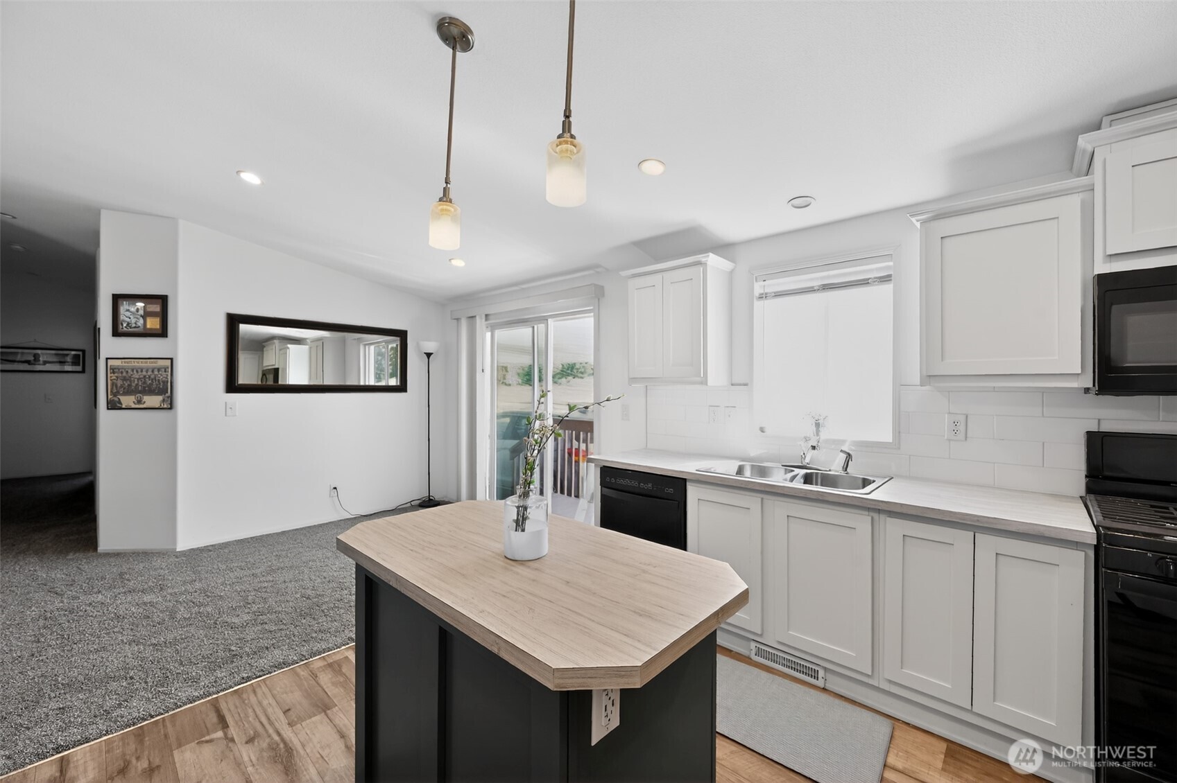 23708 Locust Way, Unit 71 Bothell, WA 98021 - Photo 10 of 24