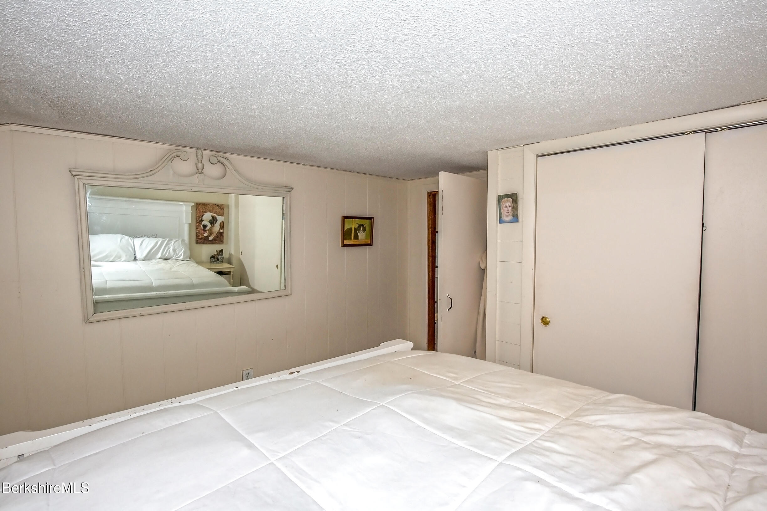 32 Lakeview Street Pittsfield, MA 01201 - Photo 35 of 44 Bedroom 2