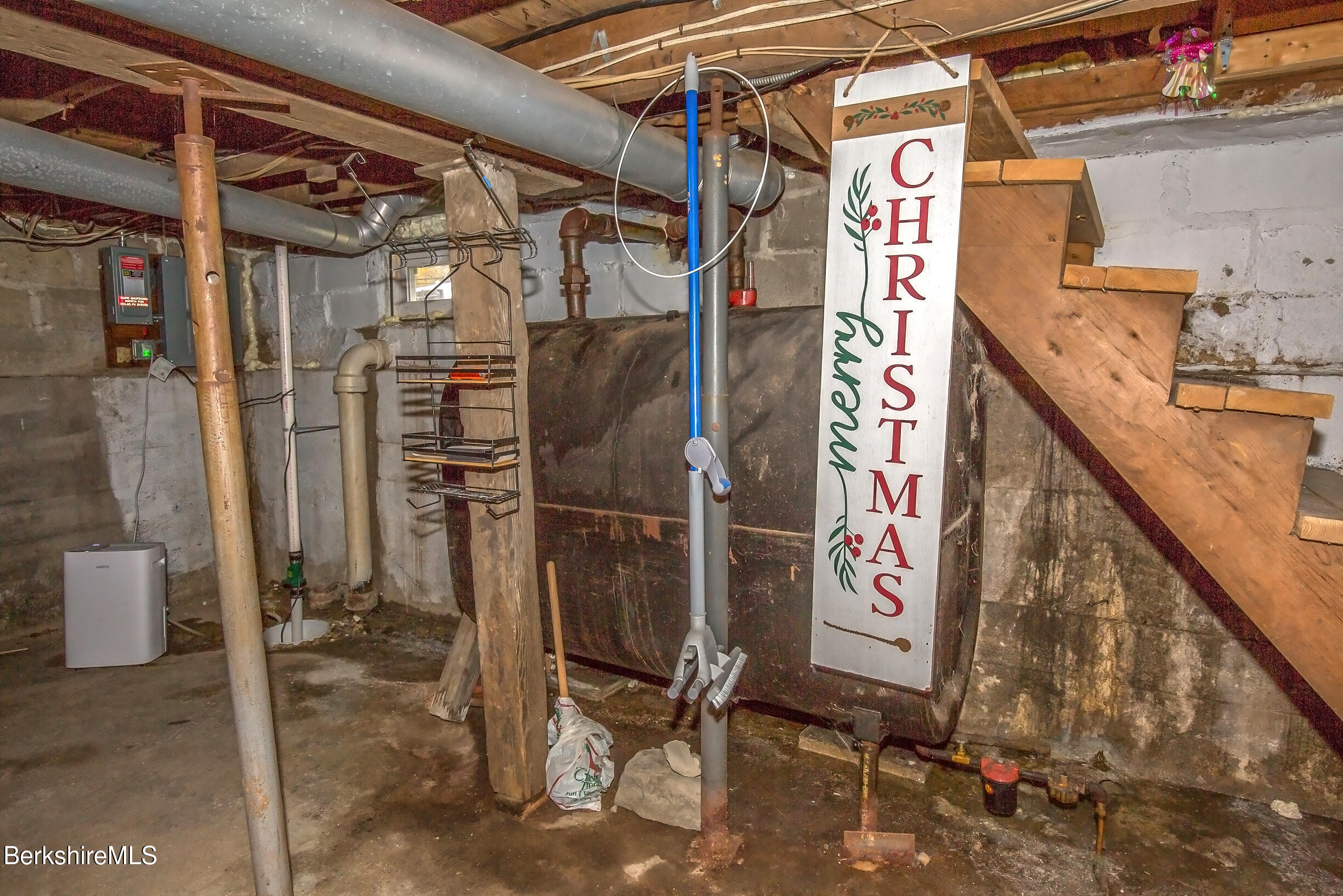 32 Lakeview Street Pittsfield, MA 01201 - Photo 43 of 44 Basement