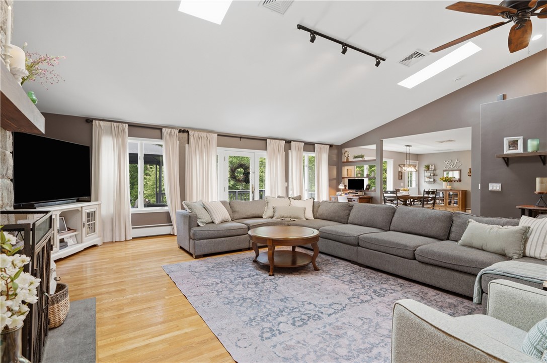 162 Absalona Hill Road Glocester, RI 02814 - Photo 5 of 50