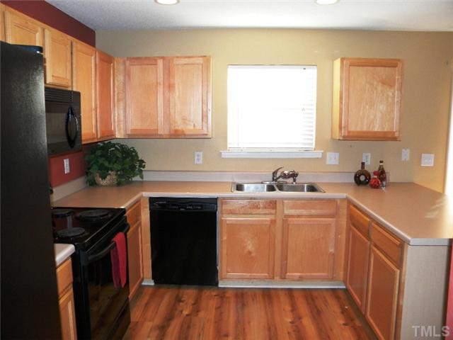 4613 Marathon Lane Raleigh, NC 27616 - Photo 8 of 24 Great kitchen design makes cooking a snap!
