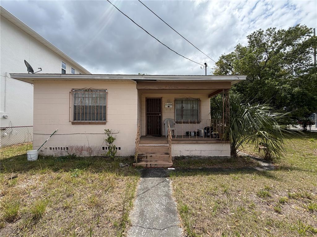 2342 West Chestnut Street Tampa, FL 33607 - Photo 1 of 19